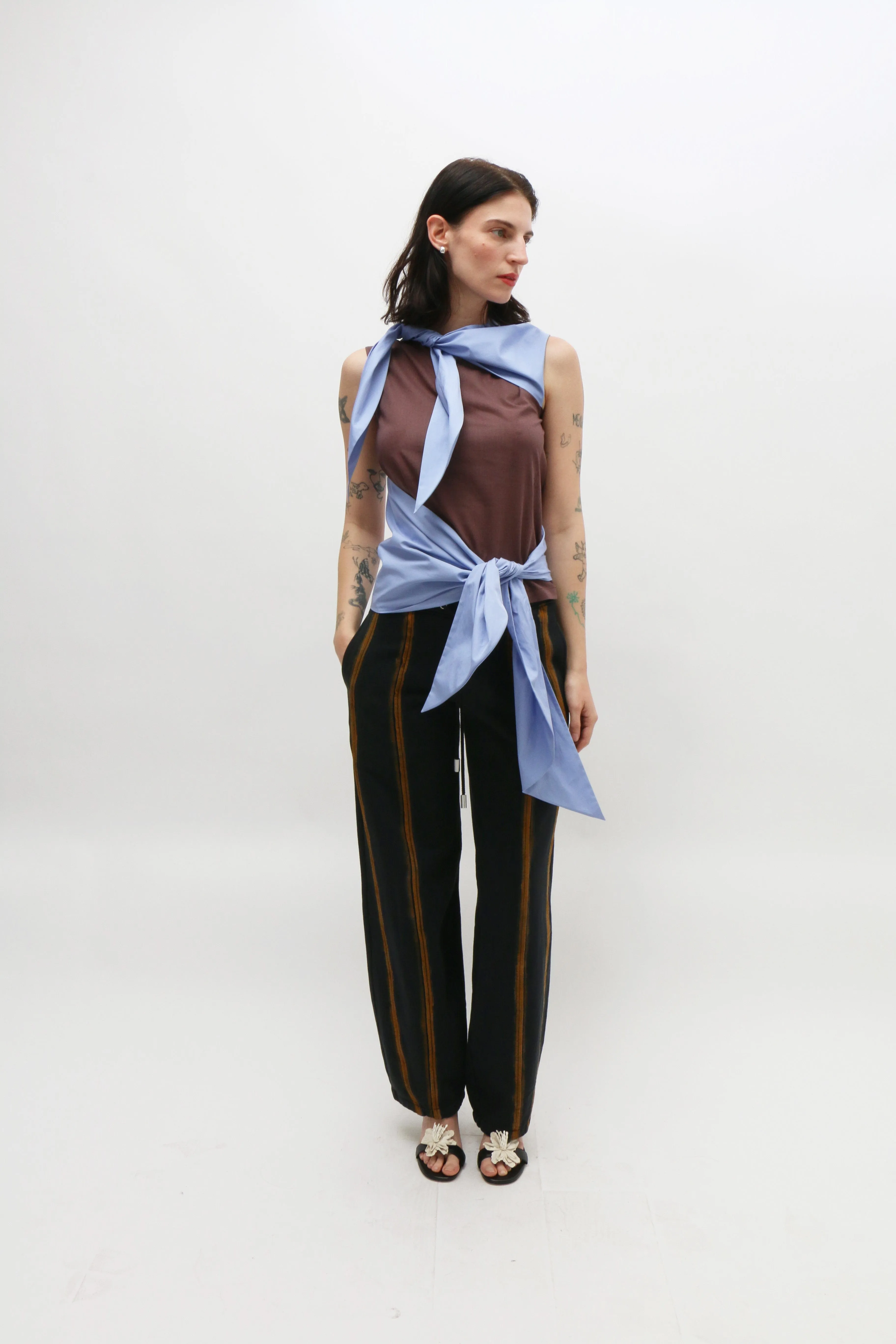 Bi Color Scarf Top