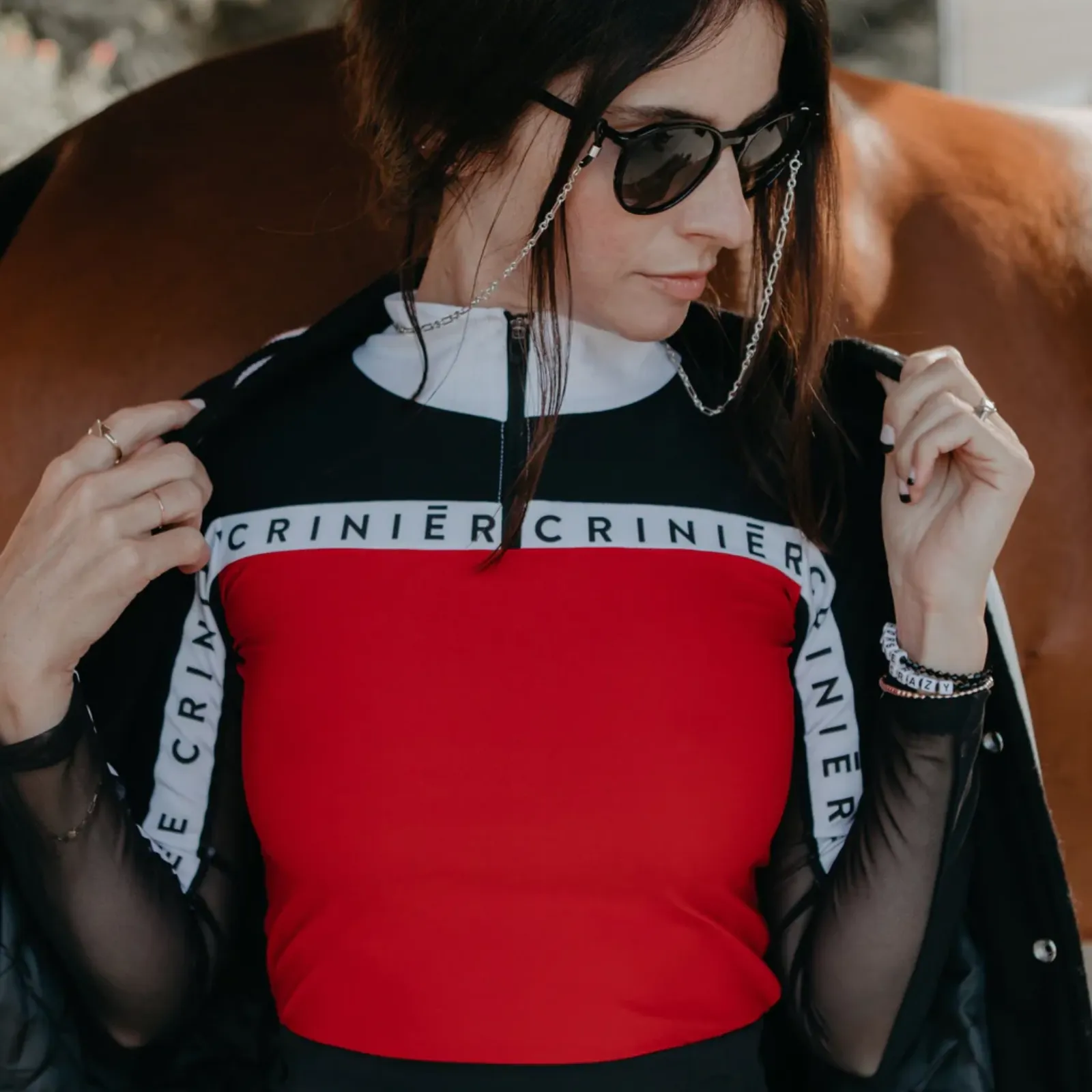 Criniēre 'Estella' Schooling Top in Black/Red - 2XL