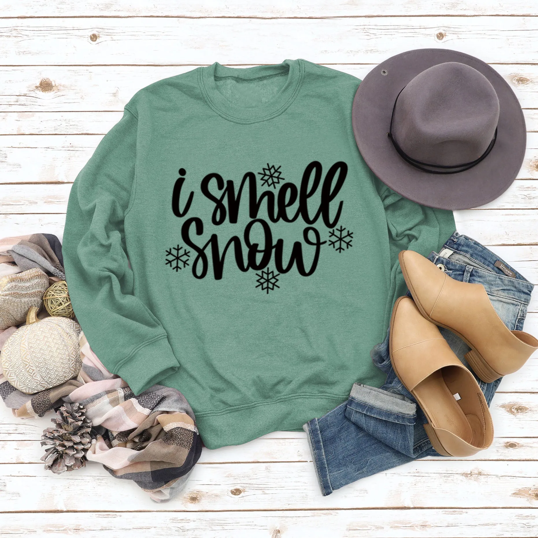 Spot Crewneck Women's Leggings I Smell Snow Loose Sweatshirt