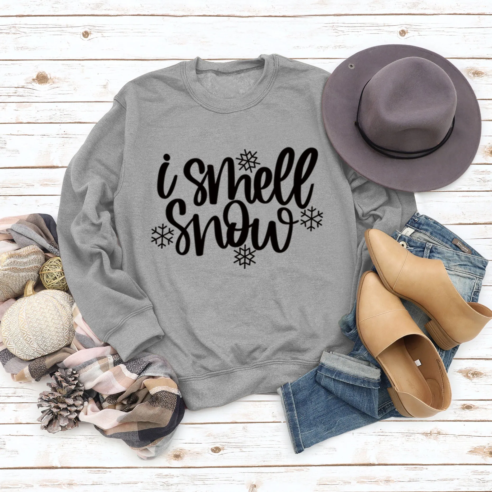 Spot Crewneck Women's Leggings I Smell Snow Loose Sweatshirt