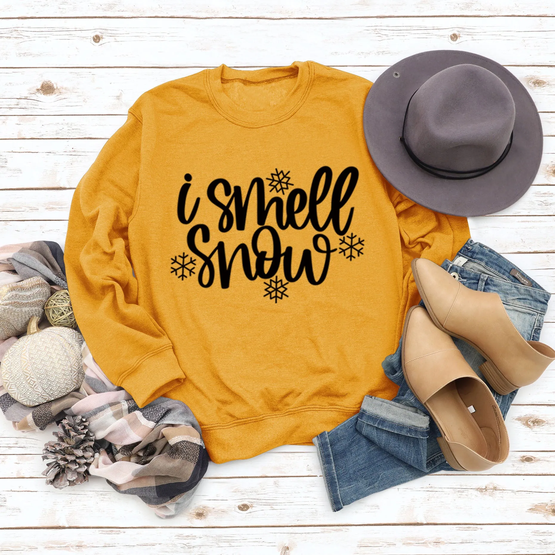 Spot Crewneck Women's Leggings I Smell Snow Loose Sweatshirt