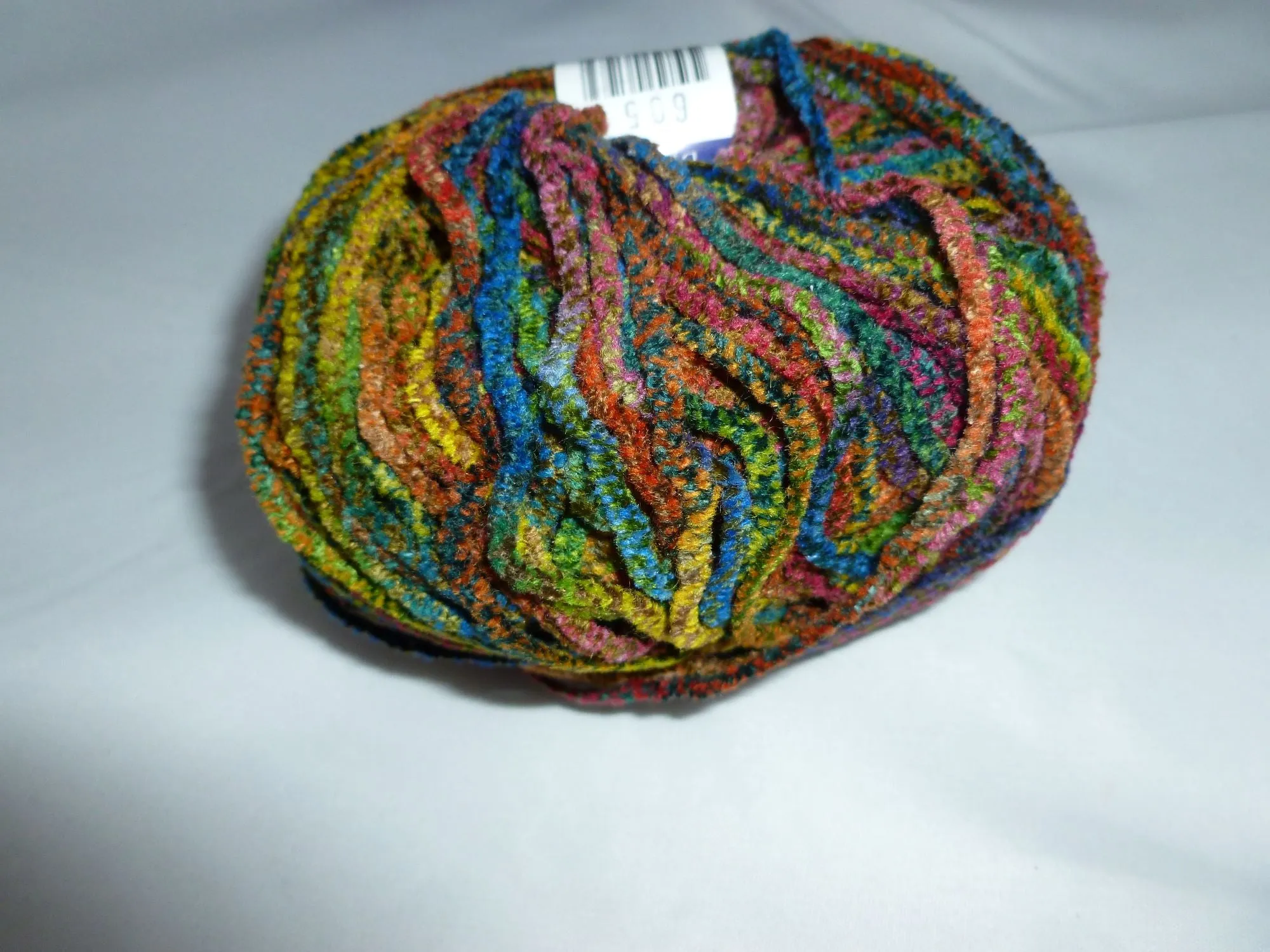 Velveteen by Queenland Yarn, Fine Polyester Chenille