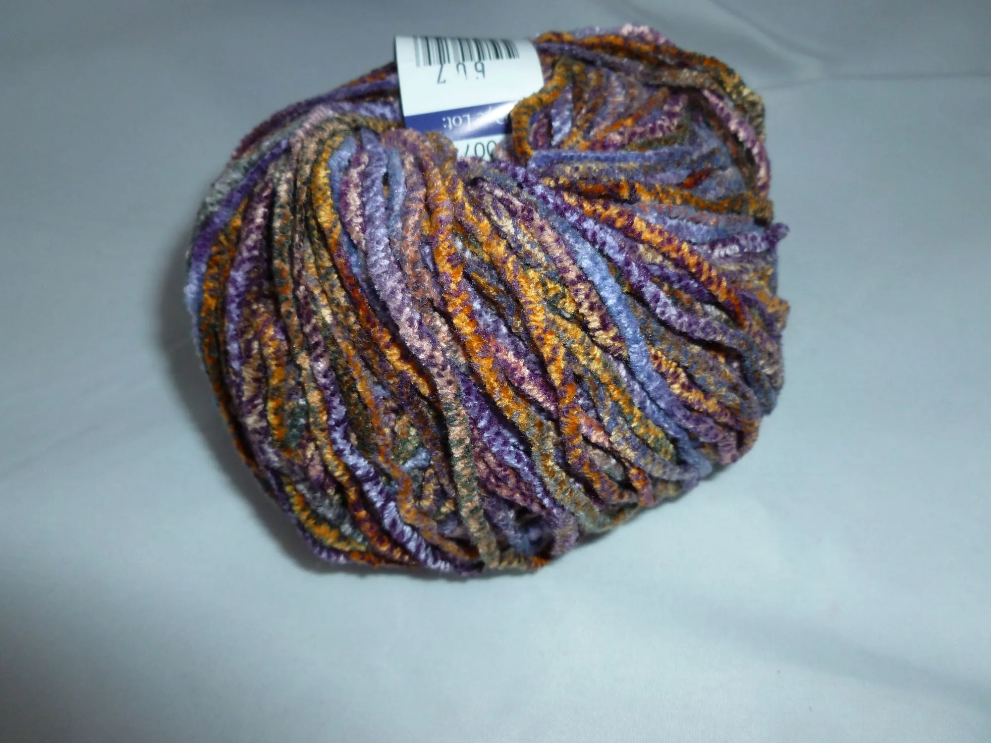 Velveteen by Queenland Yarn, Fine Polyester Chenille