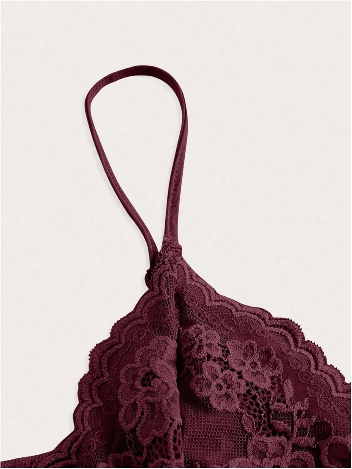 WDIRARA Women's Sexy Y2K V Neck Lace Patchwork Cami Top Sleeveless Spaghetti Strap Bow Camisole Tops