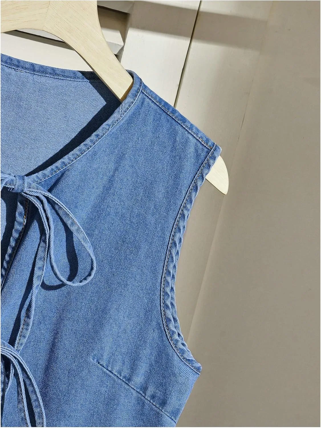Women's Bow Tie Front Denim Vest Jacket Ruffle Hem Jean Vest Sleeveless Peplum Tank Tops Streetwear