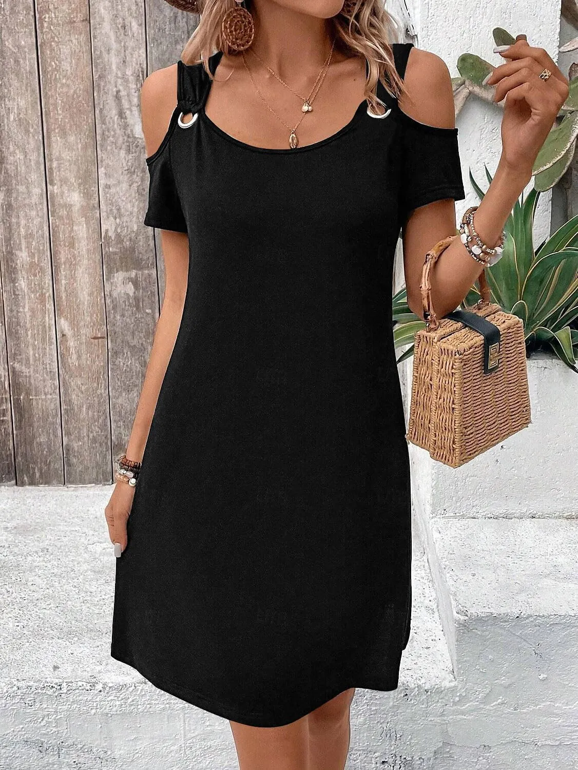 Womens Casual Summer Scoop Neck Dress Trendy Sexy O Ring Cold Shoulder Flowy Short Dress with Pockets